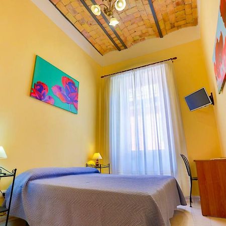 Gordon'S Apartment Рим Екстер'єр фото