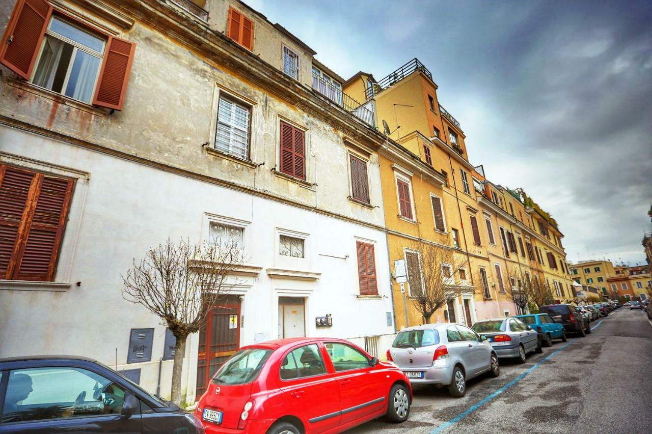 Gordon'S Apartment Рим Екстер'єр фото